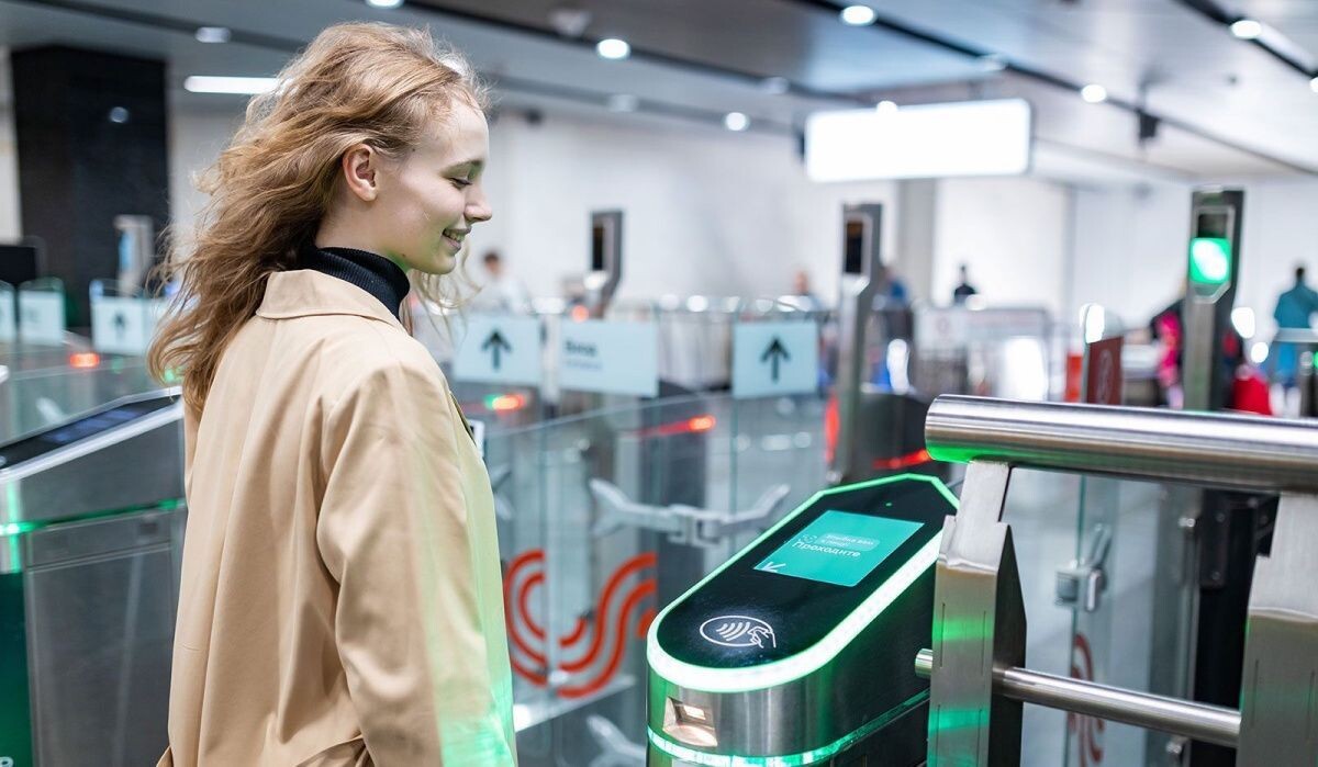     Вход в метро по биометрии. Источник: mos.ru Автор фото: Пресс-служба Мэра и Правительства Москвы