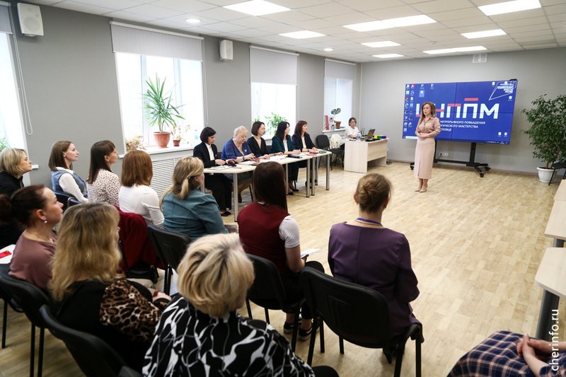    Финал конкурса профмастерства прошел сегодня, в него вышли 7 участниц из 14.