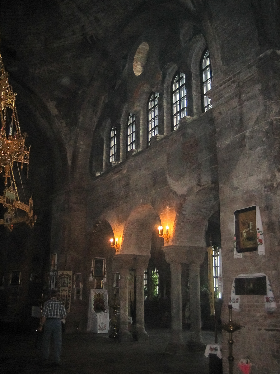 Внутреннее убранство Свято-Николаевского Гарнизонного собора (фото 2007 года)