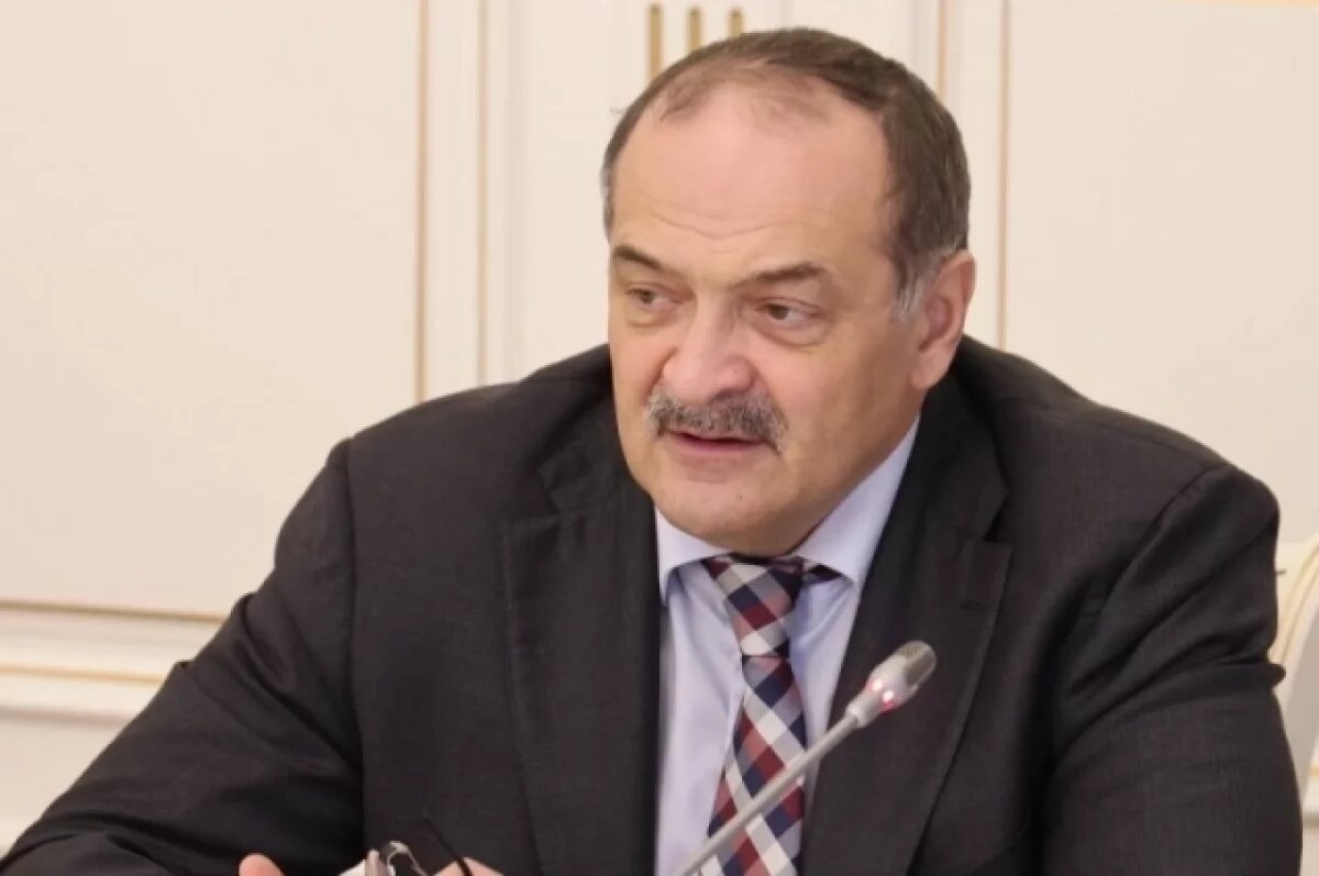    Глава Дагестана Сергей Меликов раскритиковал хаотичную распродажу в Кизляре