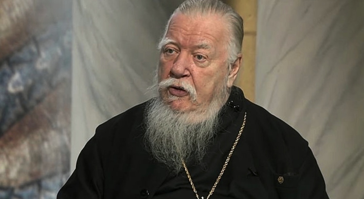 Димитрий Смирнов (07.03.1951 — 21.10.2020 гг.) — протоиерей, церковный и общественный деятель.