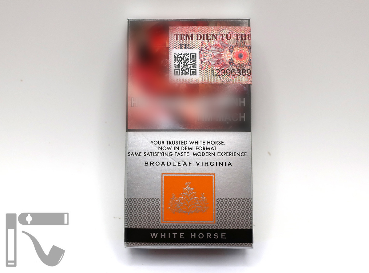Сигареты White Horse Demi. Фото: © канал "Уголок Курильщика"