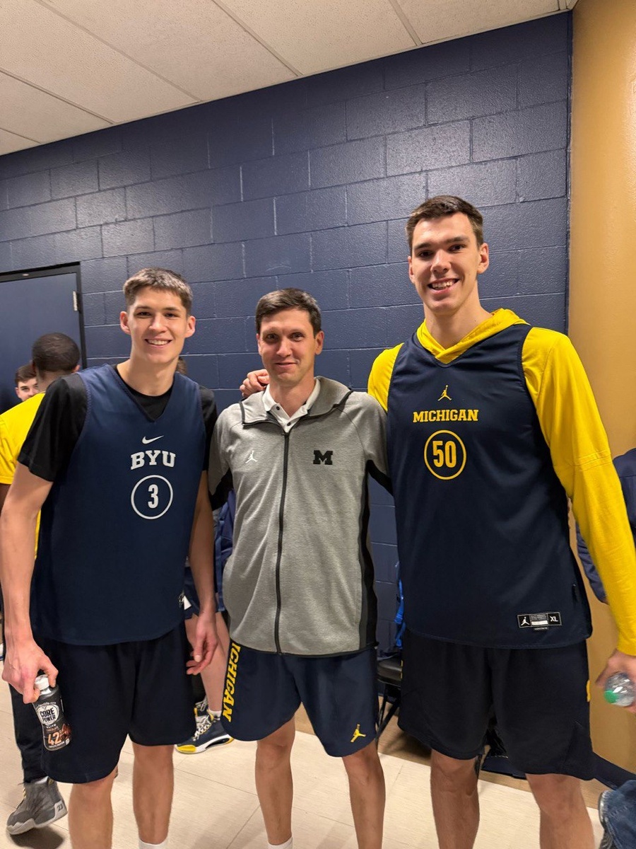 Егор Демин, тренер Дмитрий Федосеев и Влад Голдин