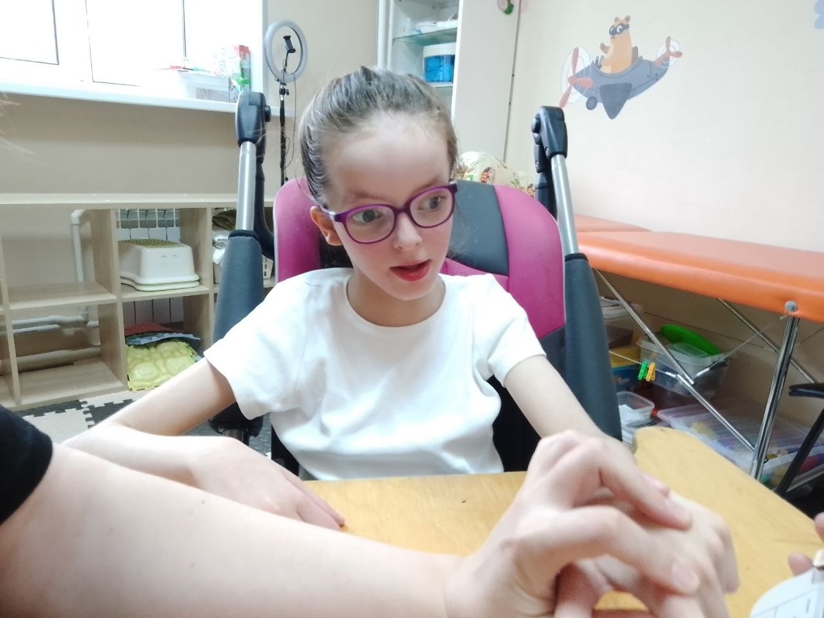 Подопечная БФ БлаговДар Чемичева Софья, 11 лет. Основной диагноз: ДЦП.