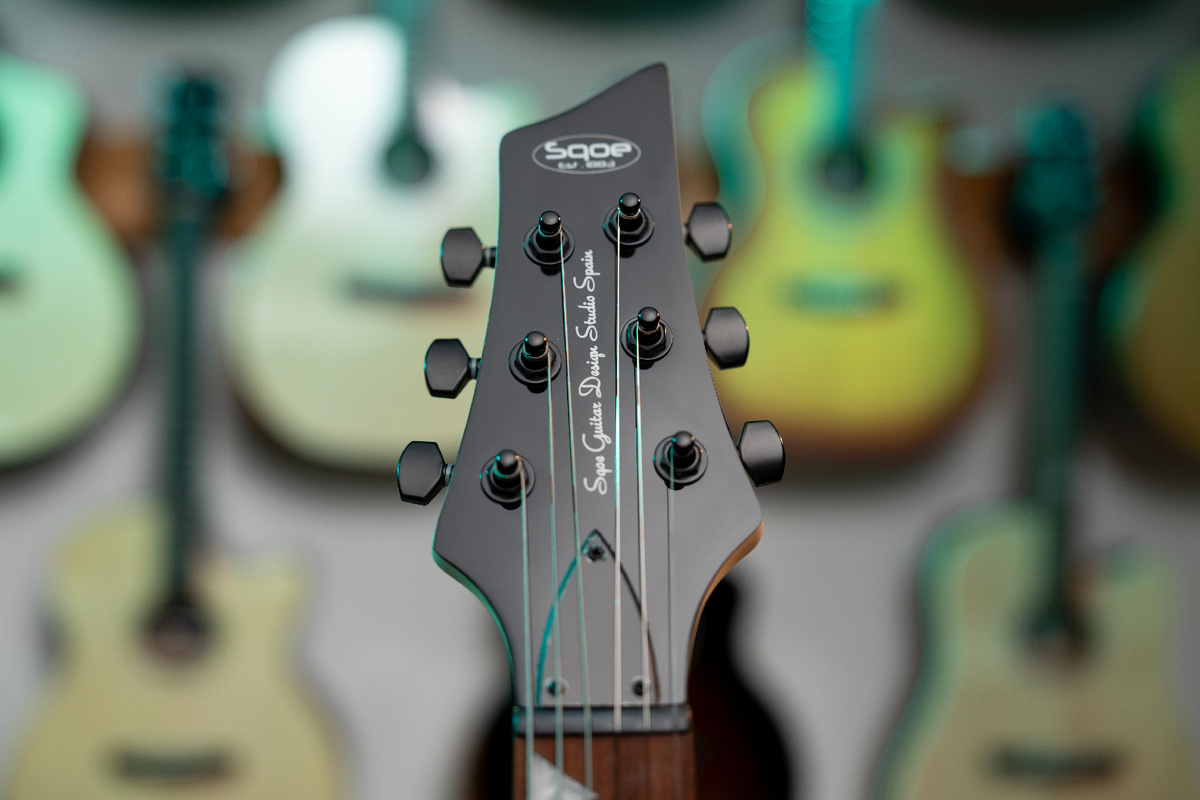 Электрогитара SQOE Seib370 MBL
