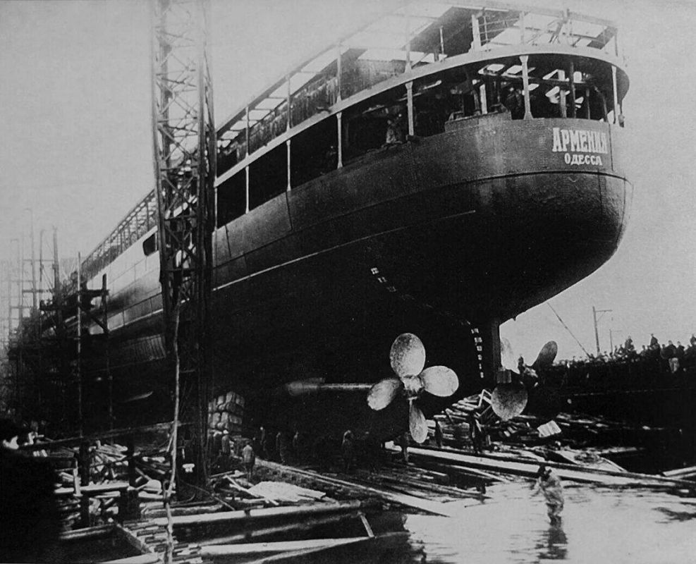 «Армения» на верфи