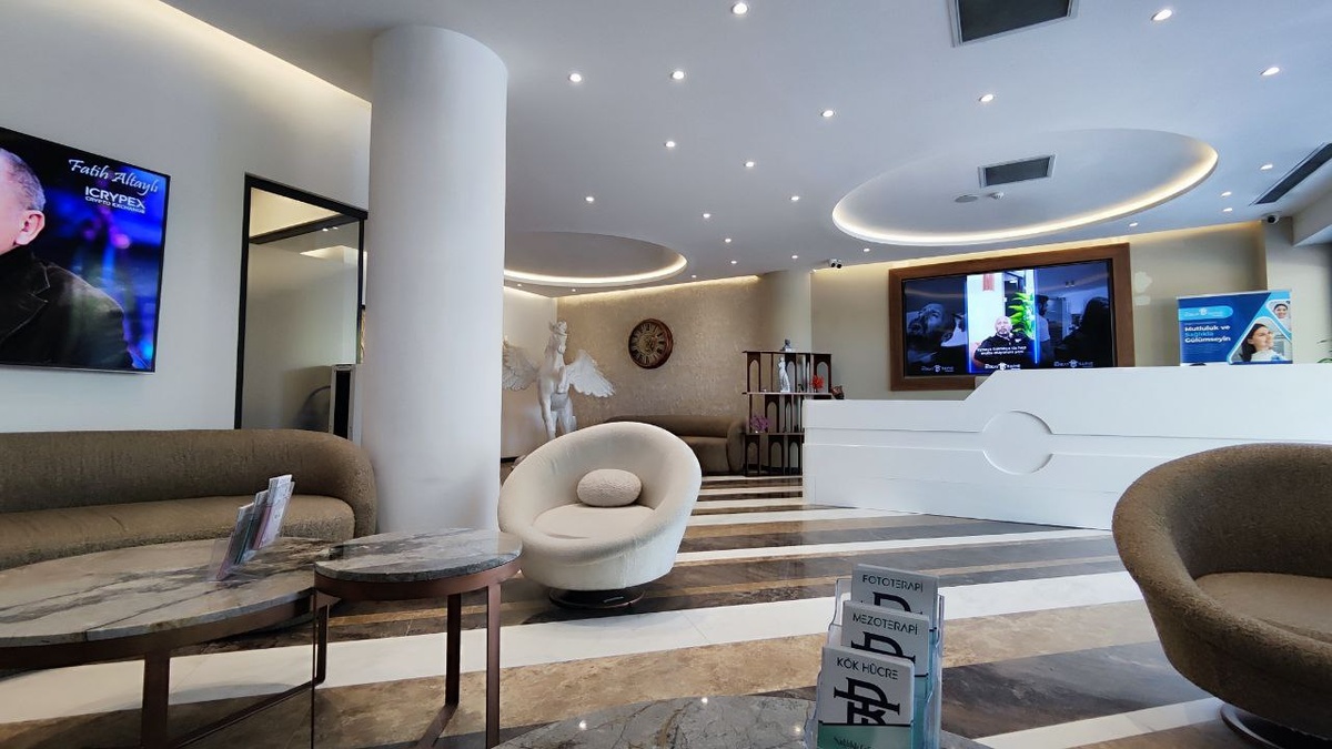 Фойе клиники