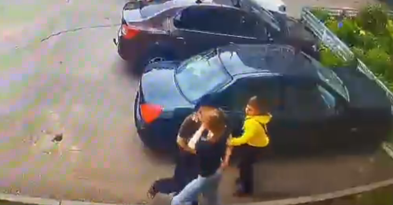 Фото: скрин видео с камеры наблюдения. 