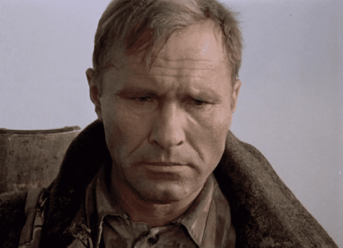 Василий Шукшин. Кадр из фильма «Они сражались за Родину»