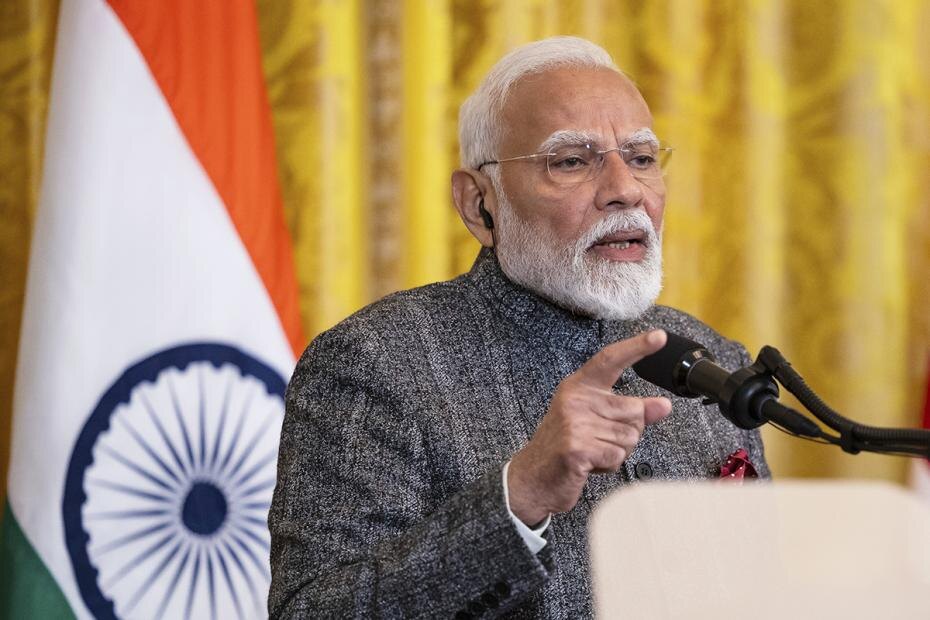    Francis Chung — Pool via CNP/Global Look Press