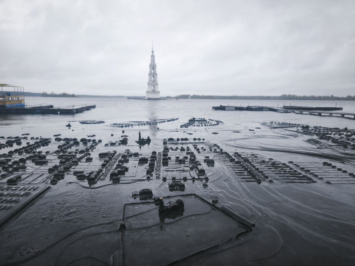 Макет древнего города Калязин на набережной