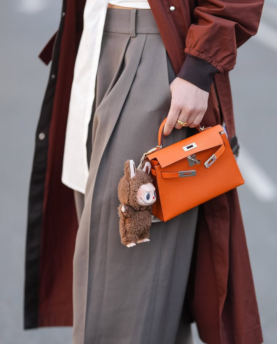 Pop Mart Labubu The Monsters Tasty Macarons Chestnut Cocoa Vinyl Plush Pendant