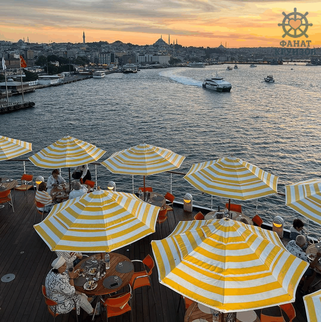 Вечер на палубе. Где можно не спешить, не планировать завтрашний день. А просто быть.