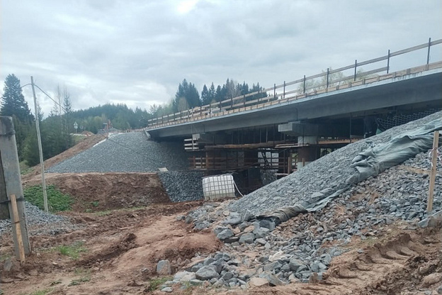    Мост через реку Шурминка отремонтировали на 75%