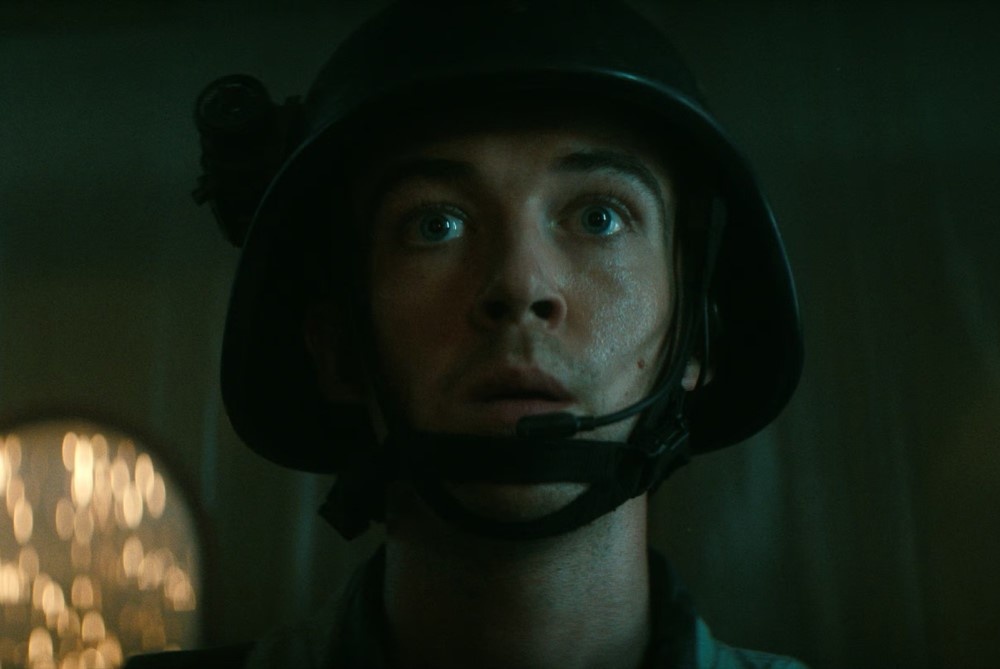     Кадр из сериала «Чужой: Земля» (2025)