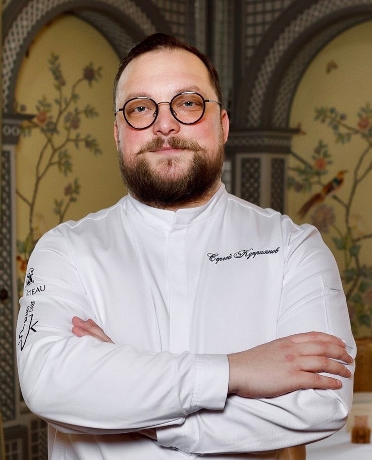 Шеф Сергей Куприянов Chatou de Talu, Геленджик. Китель ДУБАЙ