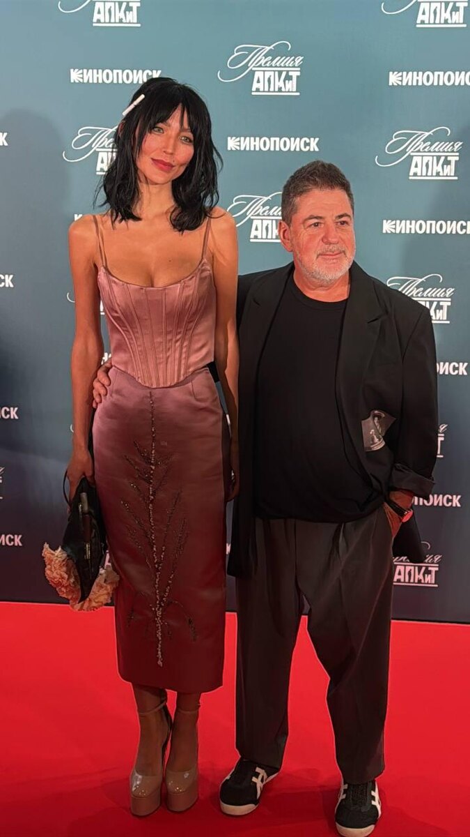 Листайте вправо, чтобы увидеть больше изображений