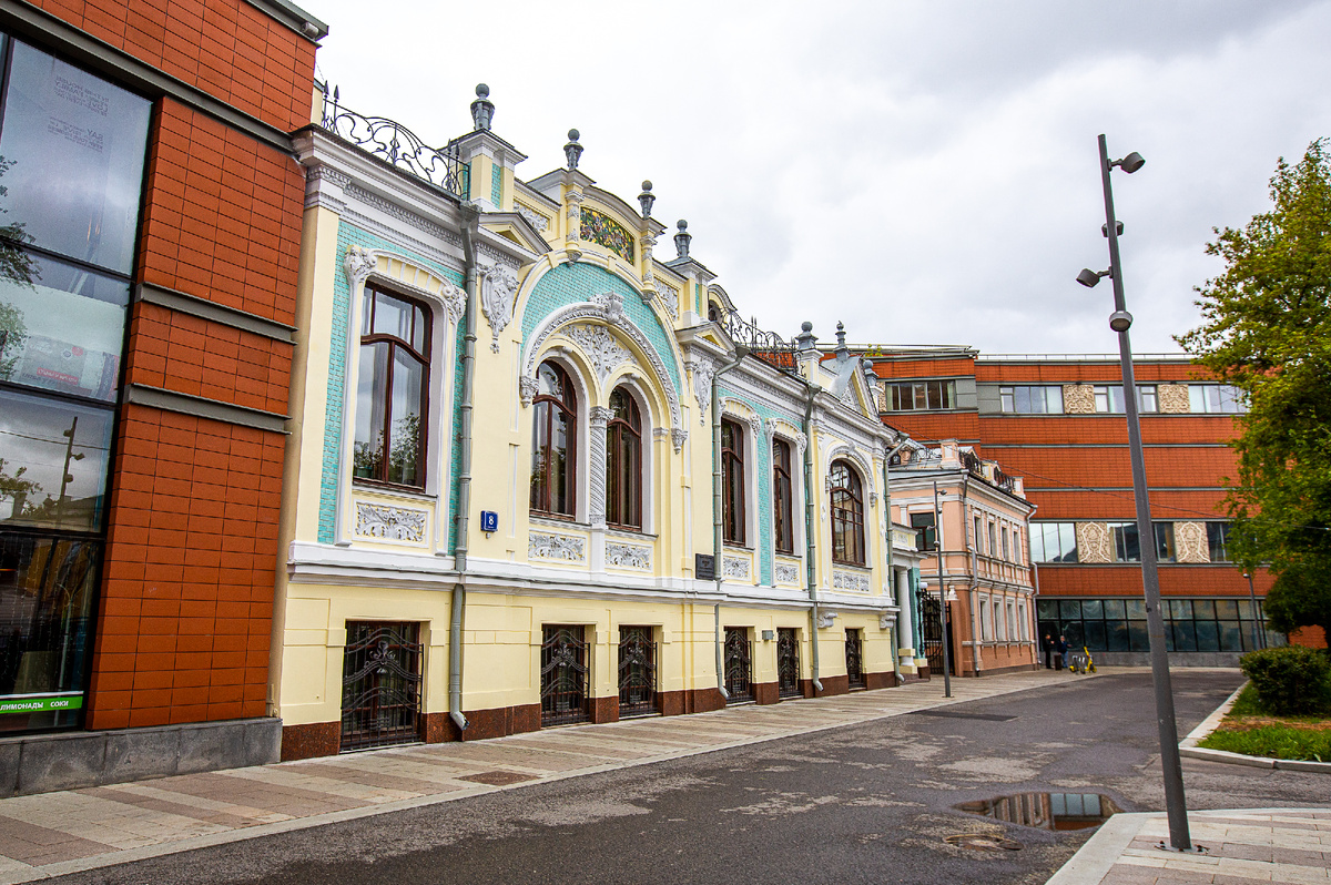 Особняк Гельтищевых. Москва. Фото автора статьи 