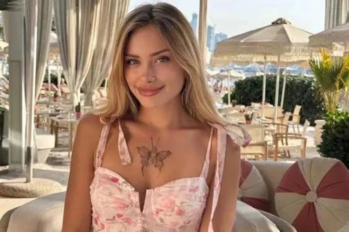    Дубай она покидала тайно, чтобы не привлекать лишнего внимания.