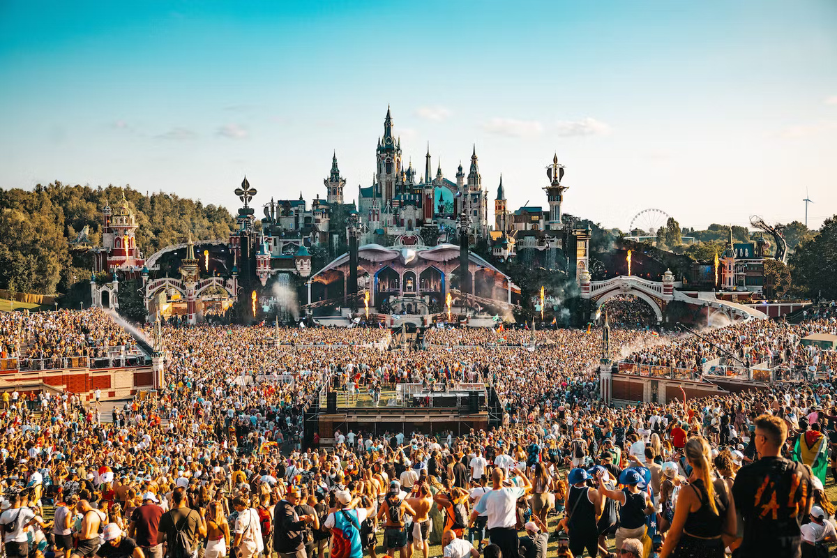 Фестиваль Tomorrowland