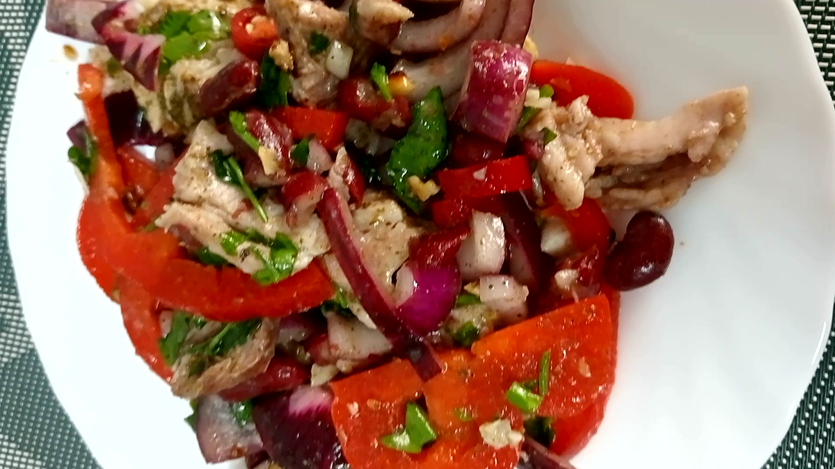 Салат Тбилиси