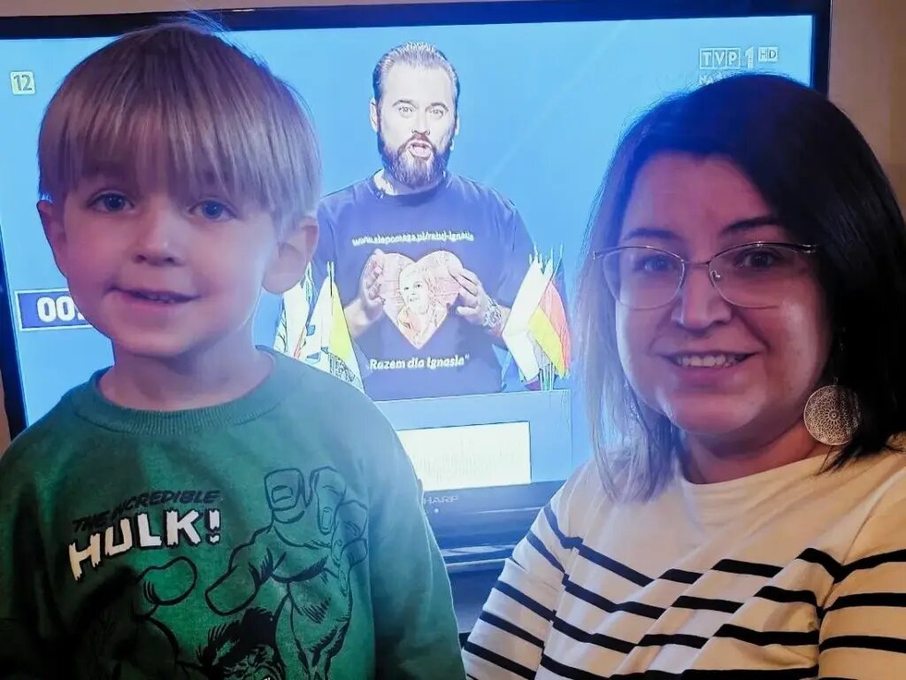 Игнась с мамой на во время дебатов