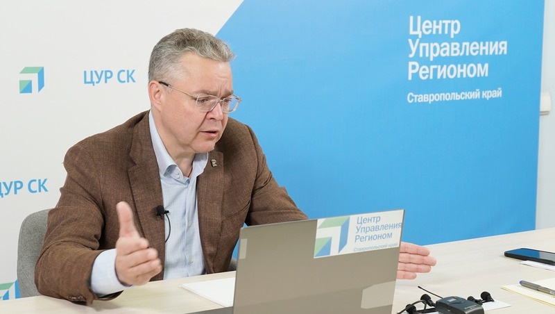    Владимир Владимиров ответил на вопросы земляков Фото: управление пресс-службы и информполитики губернатора и правительства Ставрополья