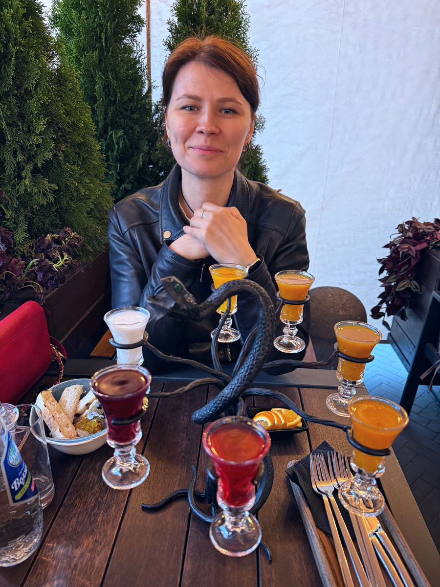 Стараюсь держать себя в руках. Настойки Маракуйя, манго, кокос, ежевика, красника, облепиха
