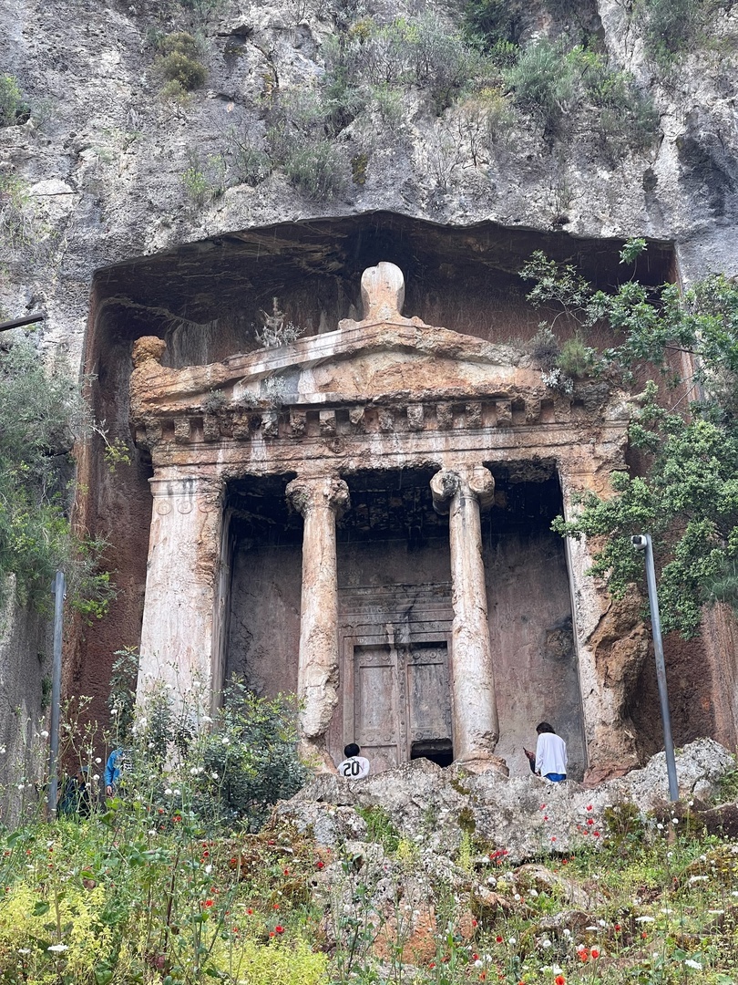 Гробница Аминтаса