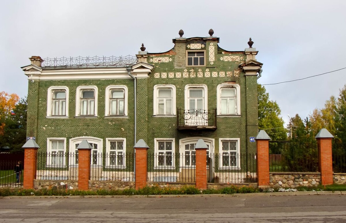 Источник: https://www.culture.ru/events/719243/progulka-po-taldomskomu-muzeyu