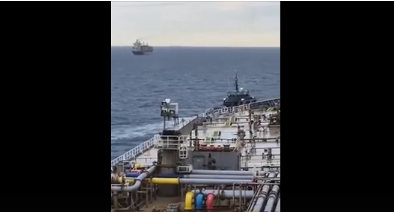 Скриншот  видео из рубки гражданского судна