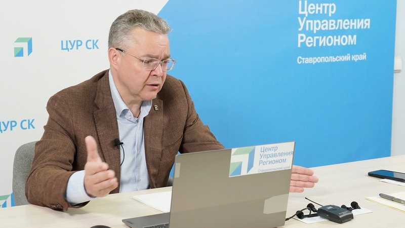    Владимир Владимиров ответил на вопросы земляков Фото: управление пресс-службы и информполитики губернатора и правительства Ставрополья