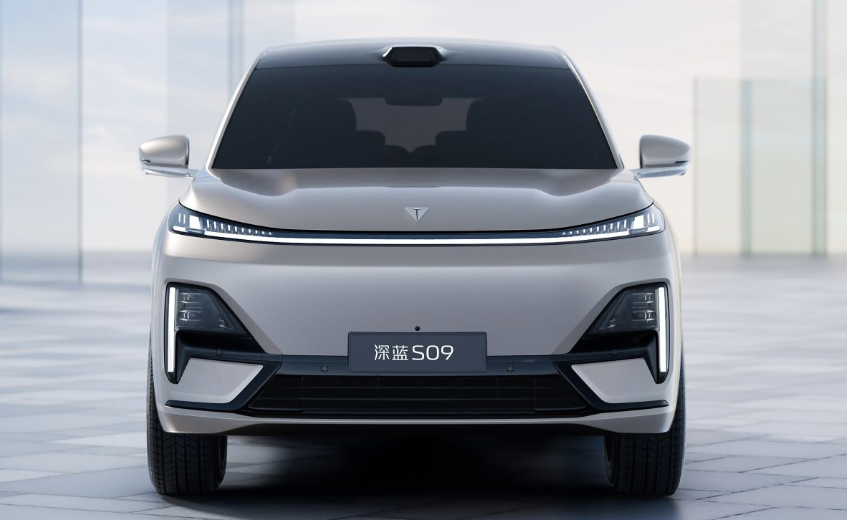 Передняя часть Changan Shenlan S09