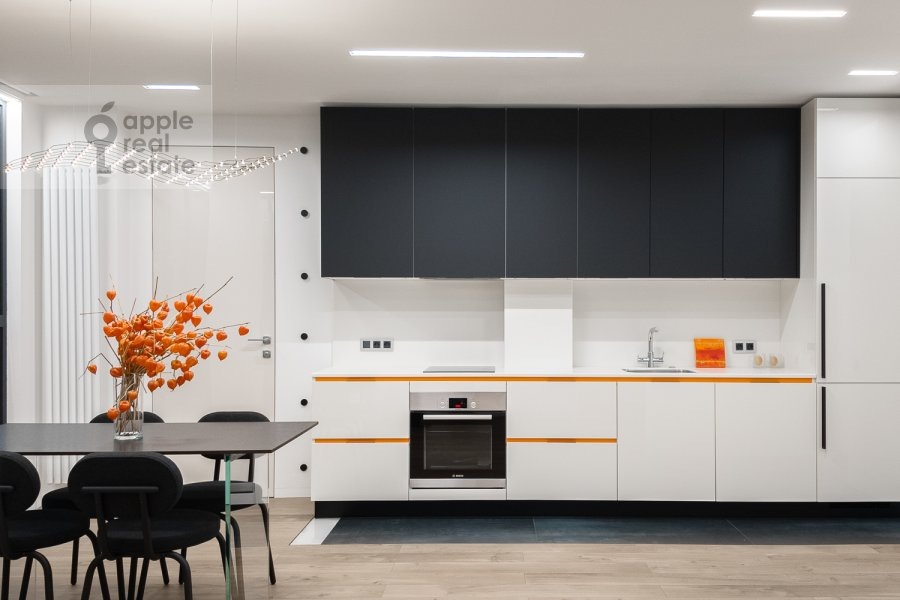 Фото из архива Apple Real Estate