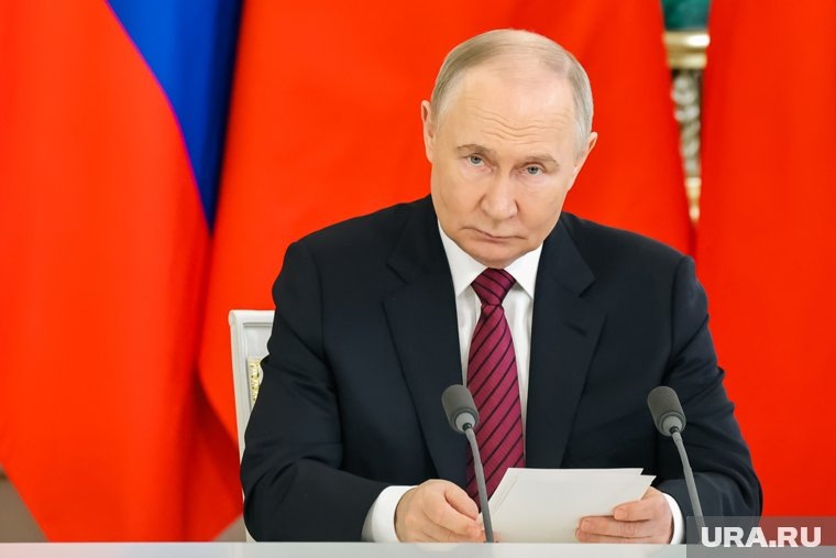    Президент Владимир Путин предложил Европе выбрать между сотруничеством и противостоянием с Россией