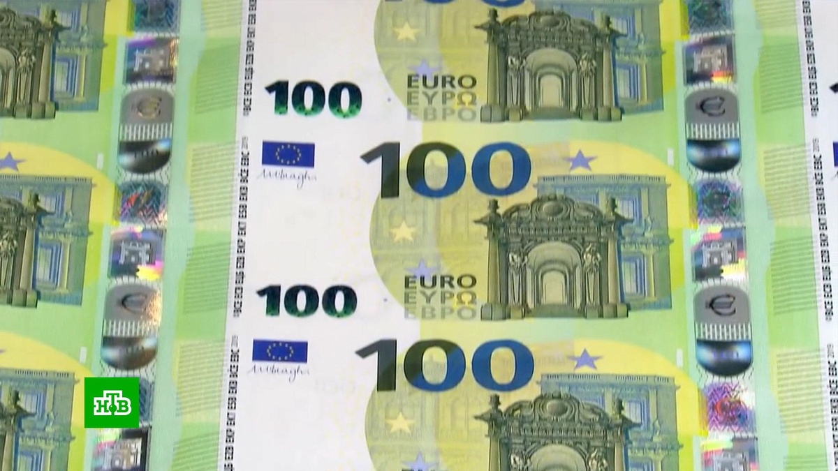    FT: Париж предложил использовать активы Москвы как гарантию безопасности Киева