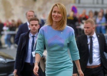    Пакетчица: Захарова дала оценку Каллас