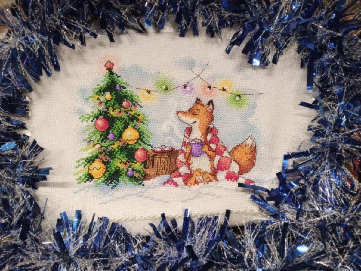 Лиса краса , какао с маршмеллоу и новогодняя ёлочка, что ещё надо)))