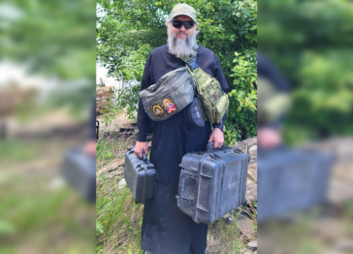 За «ленточку» со Всевышним.