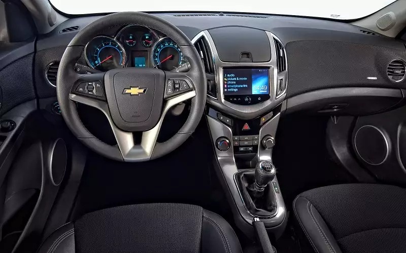 Chevrolet Cruze J300 (2009–2016) Интерьер