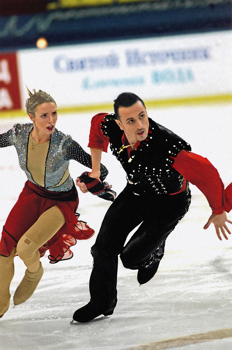    Ирина Лобачёва и Илья Авербух во время выступления на XIX Зимних Олимпийских играх в Солт-Лейк-Сити (США), где они стали серебряными призёрами в танцах на льду. 2002 год. Фото:  РИА Новости/ Владимир Федоренко