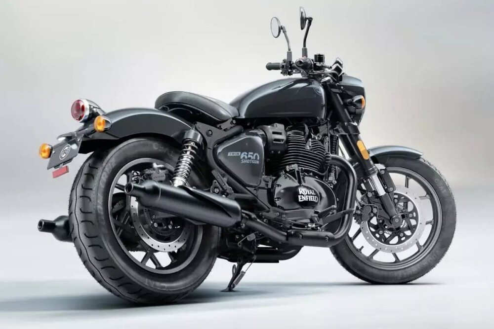 Royal Enfield Shotgun 650 Sheet Metal Grey / картинка с оффициального сайта