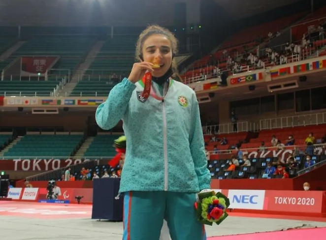 Шахана Гаджиева. Обложка © Facebook (признан экстремистской организацией и запрещён на территории Российской Федерации) / Azərbaycan Milli Paralimpiya Komitəsi