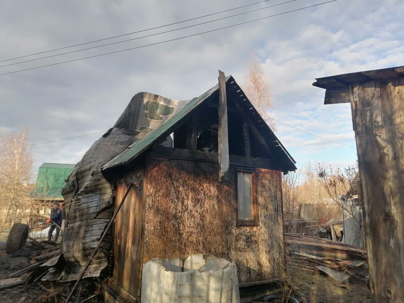    Частная баня сгорела в СямозероГоскомитет Карелии по ОЖ и БН