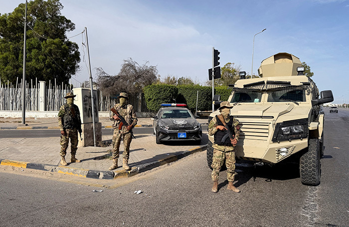    Патрульные бригады ливийской армии в Триполи.REUTERS/Ayman al-Sahili