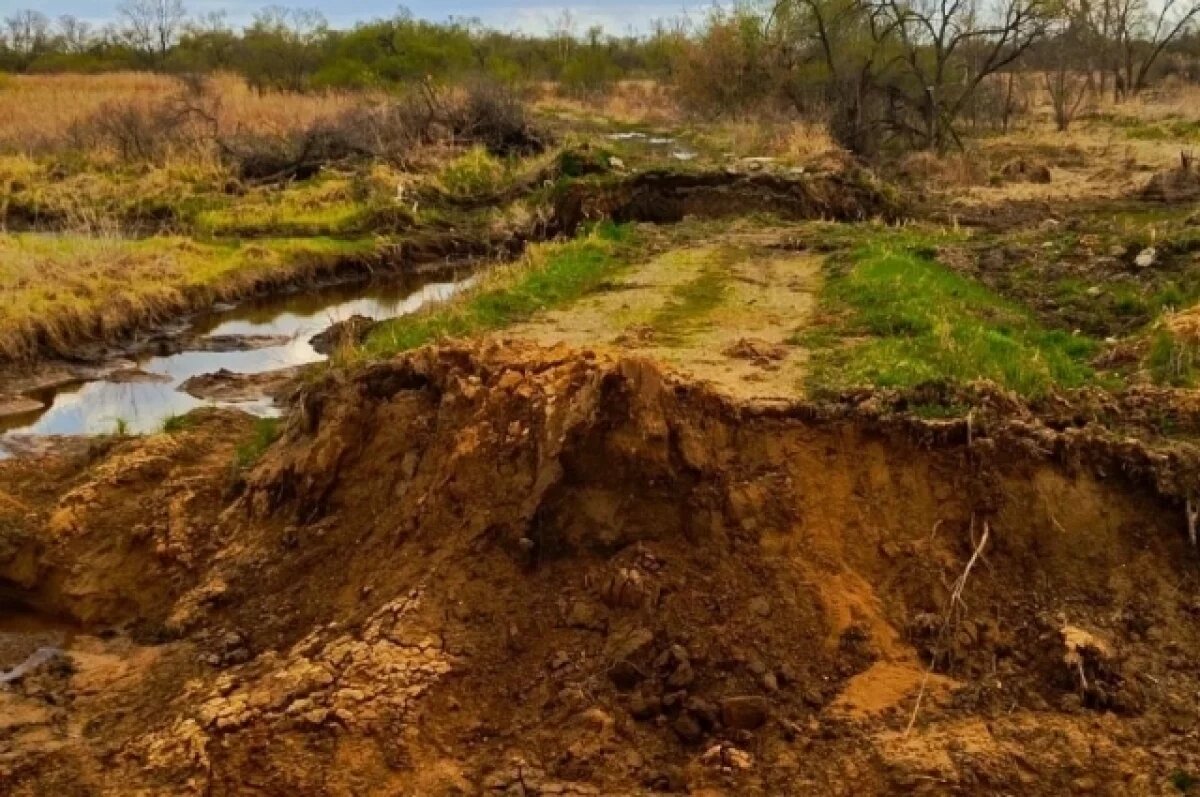    Фотографии дорог села противоречат выводам администрации.