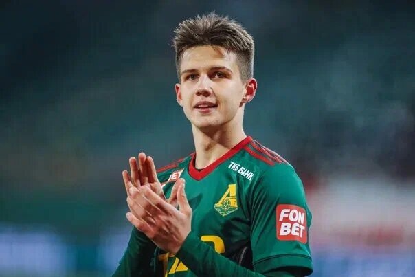 В этом сезоне в составе "Локомотива" Вадим Раков сыграл 27 матчей и забил 3 гола!!!