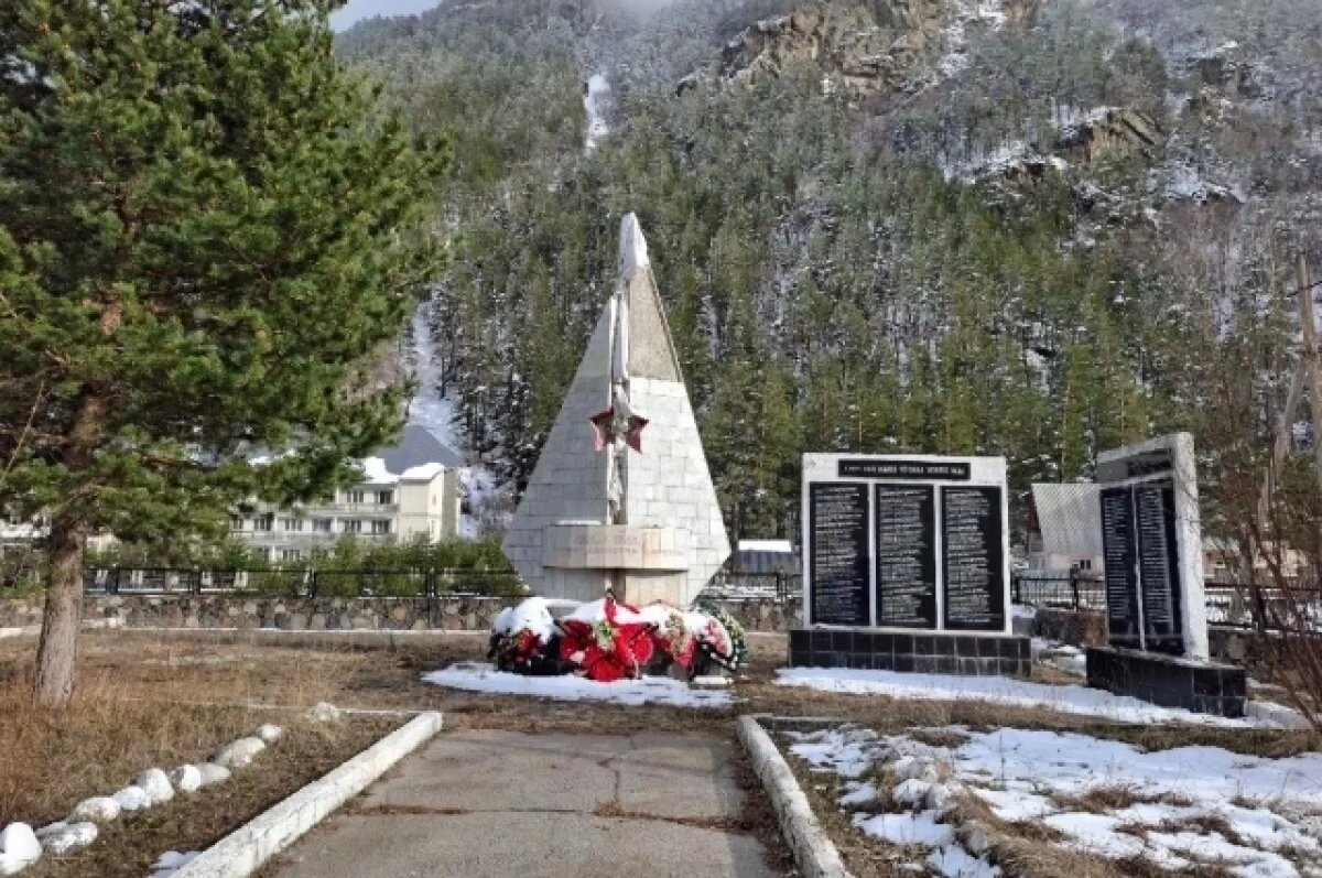    В КБР прокуратура добилась восстановления памятника в посёлке Эльбрус