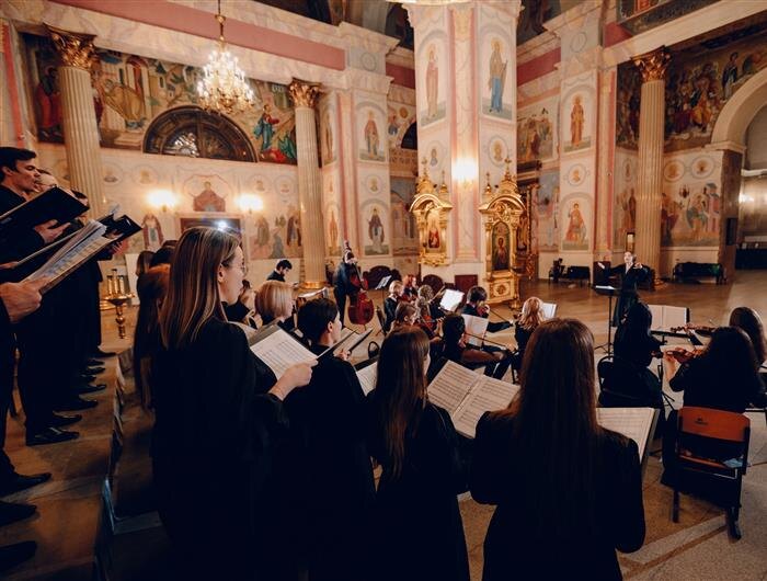    ФОТО: Культцентр "ЗИМ Галерея"