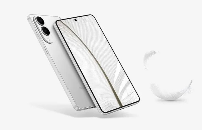 Небольшая толщина не позволила оснастить аппарат нормальной батареей